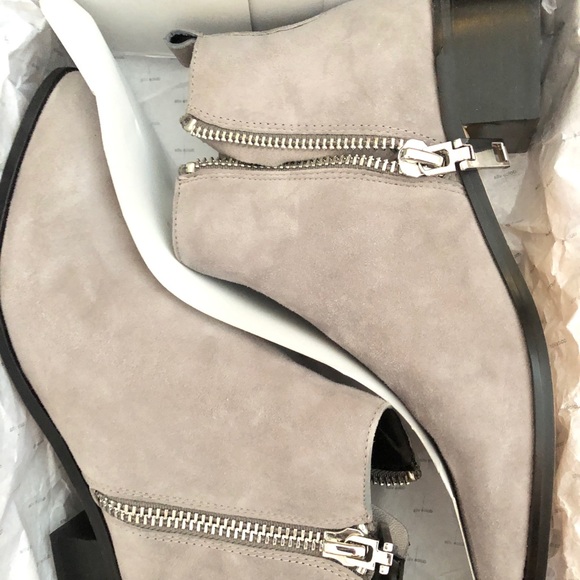 Gray, suede Dolce Vita boots. Never been worn. - Picture 3 of 4